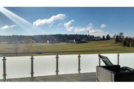 Schöne 3 12 Zimmer Wohnung mit großer Dachterrasse und Weitblick - Schramberg