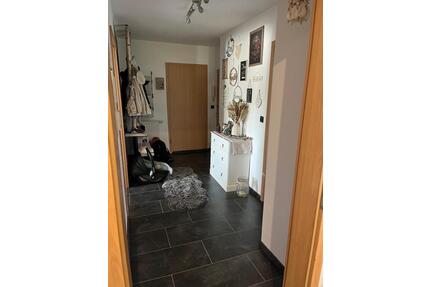 Dachgeschosswohnung ca. 70 m² – zentrale Lage in Hamm (Sieg)