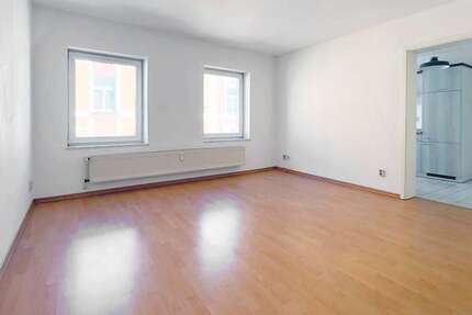 Wohnung zum Kaufen in Schwerin 148.000,00 € 75.01 m²