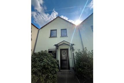 Provisionsfrei Modernisiertes Reihenhaus in guter Lage in Limburg - Limburg an der Lahn