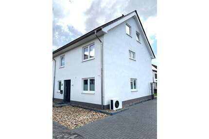 Haus zum Kaufen in Salzgitter 415.000,00 € 175 m²