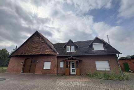 Haus zum Kaufen in Petershagen Rosenhagen 170.000,00 € 123 m² - Petershagen / Rosenhagen