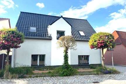 Haus zum Kaufen in Dassow 389.000,00 € 154 m²