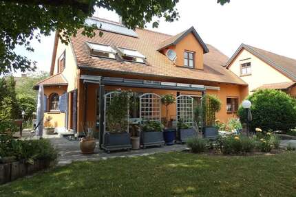 Haus zum Kaufen in Wilburgstetten 591.000,00 € 198 m²