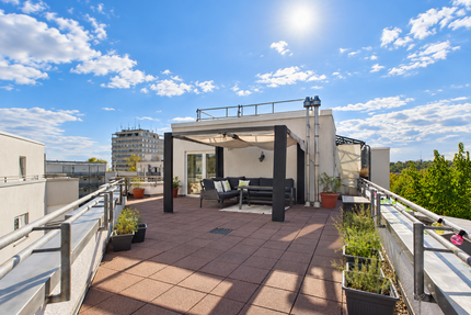 Wohnung zum Mieten in Wiesbaden 2.200,00 € 90 m²