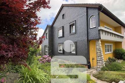 Haus zum Kaufen in Geroldsgrün 199.000,00 € 164.74 m²