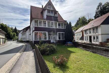 Haus zum Kaufen in Bad Grund (Harz) 225.000,00 € 412 m²