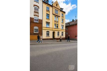 131 m² mit Balkon & Dachausbau-Potenzial - 4-Zimmer-Wohnung und Stellplatz-Provisionsfrei - Hagen Eilpe