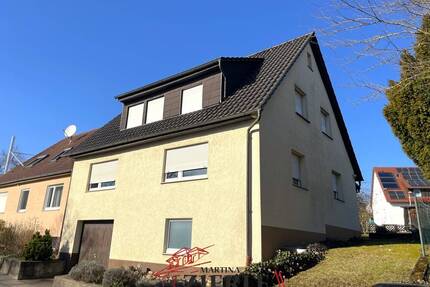 Gelegenheit! Einfamilienhaus mit fantastischem Garten, Garage, Stellplatz, Keller und Gartenhaus! - Schlierbach
