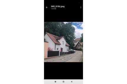 Einfamilienhaus - 900,00&nbsp;EUR Kaltmiete, ca.&nbsp; 110,00&nbsp;m&sup2; in Donaustauf (PLZ: 93093)