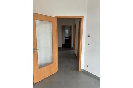 TOLLE WOHNUNG IN TOLLER LAGE IM SCHÖNEN TREUEN