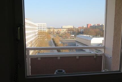 zentrale 3-R-WE zu vermieten - 750,00&nbsp;EUR Kaltmiete, ca.&nbsp; 63,00&nbsp;m&sup2; in Dresden (PLZ: 01069) Plauen