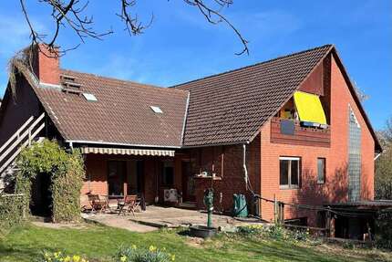 Haus zum Kaufen in Bremke 279.000,00 € 279 m²