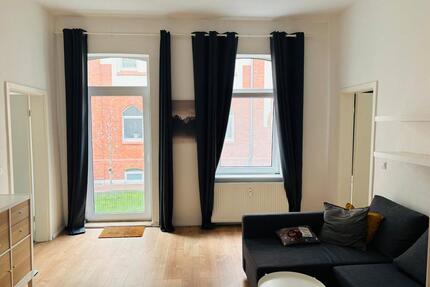 (Möblierte) 3-Zimmer-Wohnung mit Terrasse - Hannover Nord