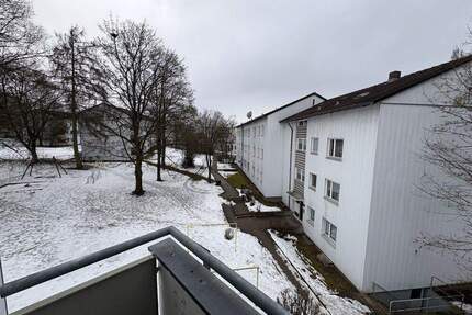 Helle 3-Zimmer-Wohnung mit Balkon zum Schnäppchenpreis - sofort verfügbar - Amberg