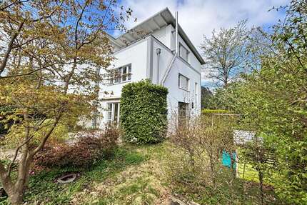 Haus zum Mieten in Hamburg 2.950,00 € 160 m²