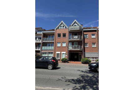 Helle 2-Zimmer-Wohnung mit Balkon & Stellplatz - 1. OG, ruhig & zentral gelegen - Bad Schwartau