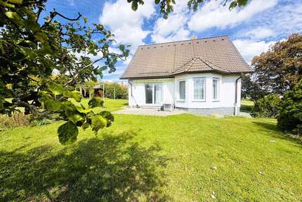 Haus zum Kaufen in Stadtilm 359.650,00 € 144 m²