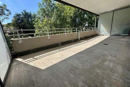 Mitten in der Au und ganz ruhig: tolle Wohnung mit gr., sonnigen S-Blk. zum Innenhof - München Au-Haidhausen