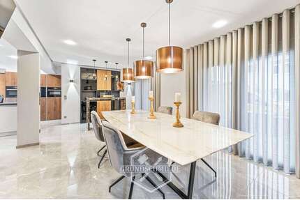 Haus zum Kaufen in Remseck am Neckar 1.230.000,00 € 244.86 m²