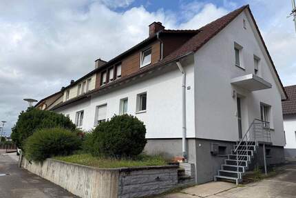 Zweifamilienhaus mit vielseitigen Nutzungsmöglichkeiten in Bretten