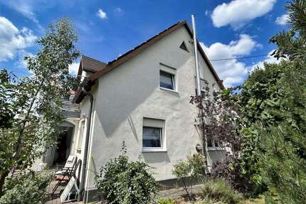 Haus zum Kaufen in Wettstetten 379.000,00 € 125 m²