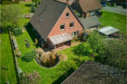 Zweifamilienhaus in ruhiger Lage von Westerstede-Linswege