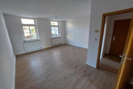 1-Zi.-Whg. mit Tageslichtbad und EBK - Roßwein