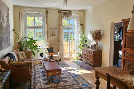 Altbau 3ZKB 82qm mit Balkon+Stellplatz + All-Incl-Miete (ruhig!) - Berlin Lichtenberg