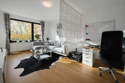 Modernisierte 2 Zi-Wohnung mit Balkon und EBK - Laatzen