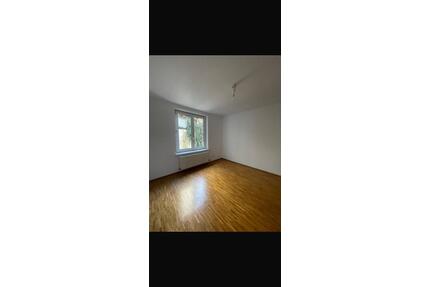 3 Zimmer Wohnung in Stuttgart-West: 1350€ exkl. StromGas