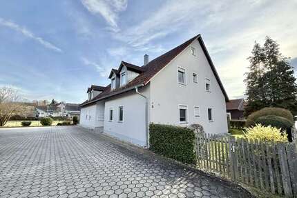 Wohnung zum Mieten in Thalmassing 670,00 € 83 m²