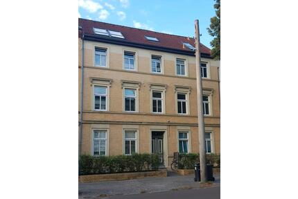 4 Raum Eigentumswohnung - 90.000,00&nbsp;EUR Kaufpreis, ca.&nbsp; 92,56&nbsp;m&sup2; in Köthen (Anhalt) (PLZ: 06366)