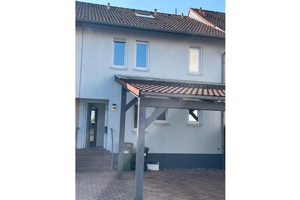 Vermiete Haus in Philippsburg - 2.650,00&nbsp;EUR Kaltmiete, ca.&nbsp; 158,00&nbsp;m&sup2; in Waghäusel (PLZ: 68753)