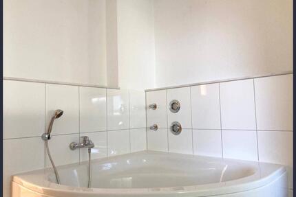 Großzügig geschnittene 3 Zimmer Wohnung in Velbert