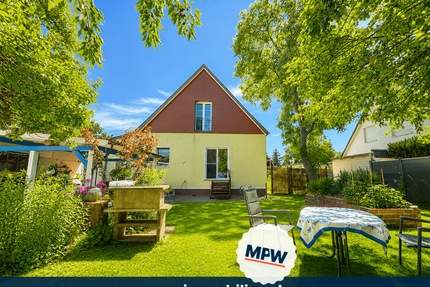 Haus zum Kaufen in Woltersdorf 496.000,00 € 105.6 m²