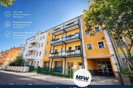Haus zum Kaufen in Berlin 1.848.000,00 € 873.92 m²