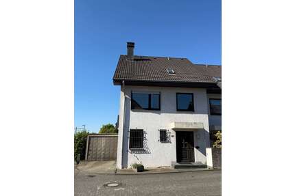Haus zum Kaufen in Solingen 395.000,00 € 145.48 m²