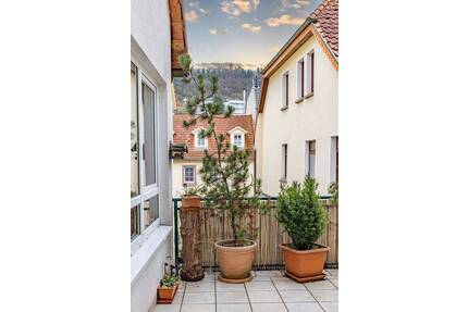 Leben wie im Einfamilienhaus - Maisonette-Wohnung mit Blick auf die Wachenburg in Top-Lage! - Weinheim