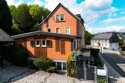 Wohnhaus - Immobilie - Doppelhaus - Gewerberäume - Imbiss - Rosenthal am Rennsteig