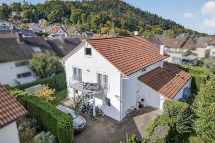 Schöner Wohnen! Gepflegtes EFH mit moderner Ausstattung & durchdachtem Grundriss in Ebersteinburg - Baden-Baden