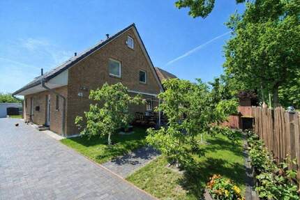 ZWEIFAMILIENHAUS OHNE MAKLER - 695.000,00&nbsp;EUR Kaufpreis, ca.&nbsp; 203,00&nbsp;m&sup2;&nbsp;Wohnfl&auml;che in Pinneberg (PLZ: 25421)