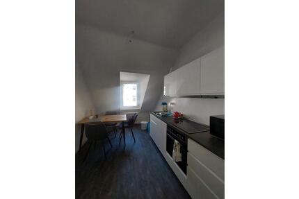 2-Zimmer Altbau Wohnung im Westend unbefristet zu vermieten - Wiesbaden