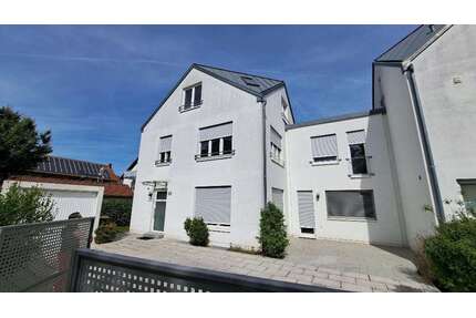 Haus zum Mieten in Aschaffenburg 2.515,00 € 205.53 m²