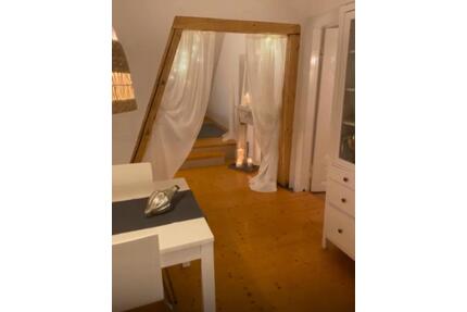 Charmante 3-Zimmer (Altbau)-Wohnung - Kiel Gaarden-Ost