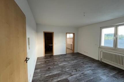 Attraktive 1 Zimmer Wohnzng in zentraler Lage von Staufenberg zu