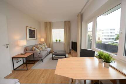 Wohnung zum Mieten in Frankfurt 1.420,00 € 30 m²