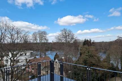 Wohnung zum Mieten in Berlin 2.413,95 € 127.05 m²