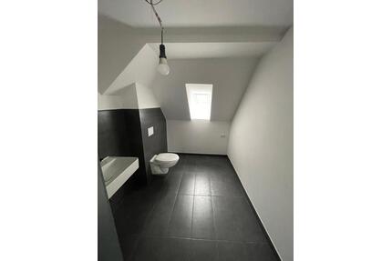 Dreizimmerwohnung - 870,00&nbsp;EUR Kaltmiete, ca.&nbsp; 78,00&nbsp;m&sup2; in Tuttlingen (PLZ: 78532)