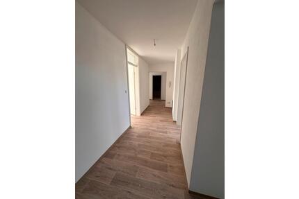 3-Zimmerwohnung - 700,00&nbsp;EUR Kaltmiete, ca.&nbsp; 85,00&nbsp;m&sup2; in Ansbach (PLZ: 91522)